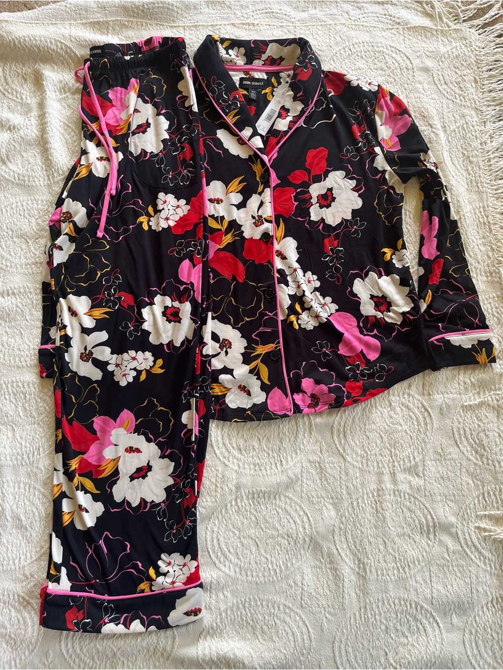 Room Service NWT Two-Piece Pajama Set Black Floral M